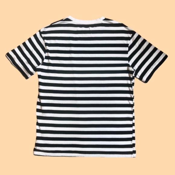 Horizontal striped tshirt - Picture 2 of 2
